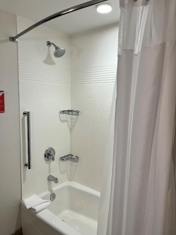 Towneplace Suites By Marriott San Mateo Фостър Сити Екстериор снимка