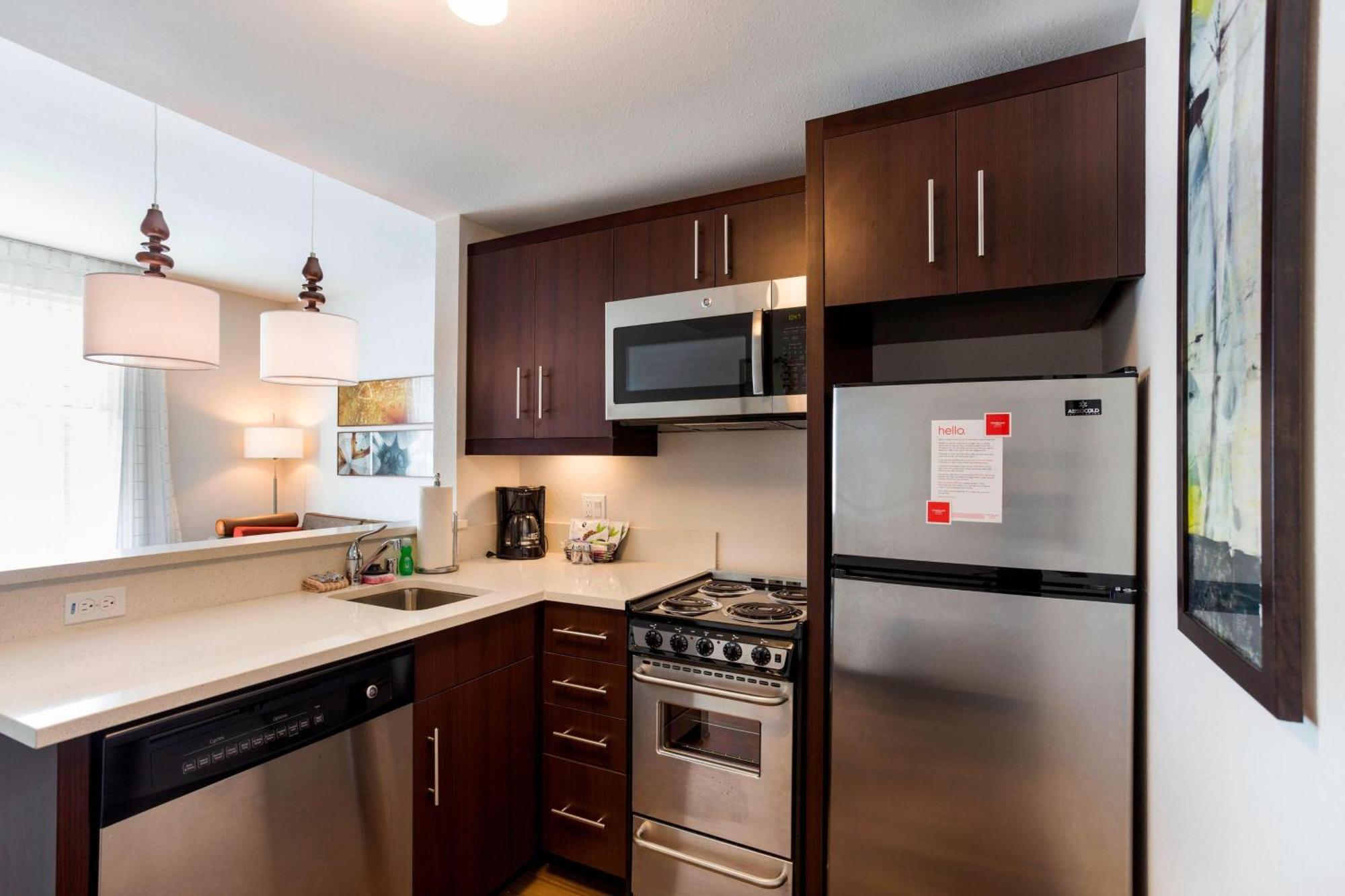Towneplace Suites By Marriott San Mateo Фостър Сити Екстериор снимка