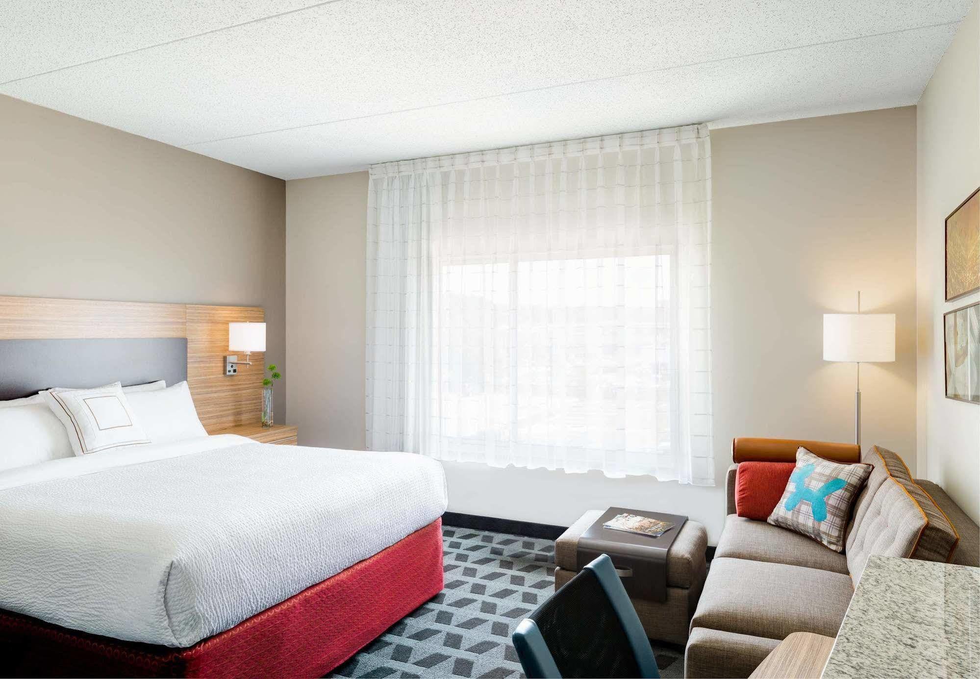 Towneplace Suites By Marriott San Mateo Фостър Сити Екстериор снимка